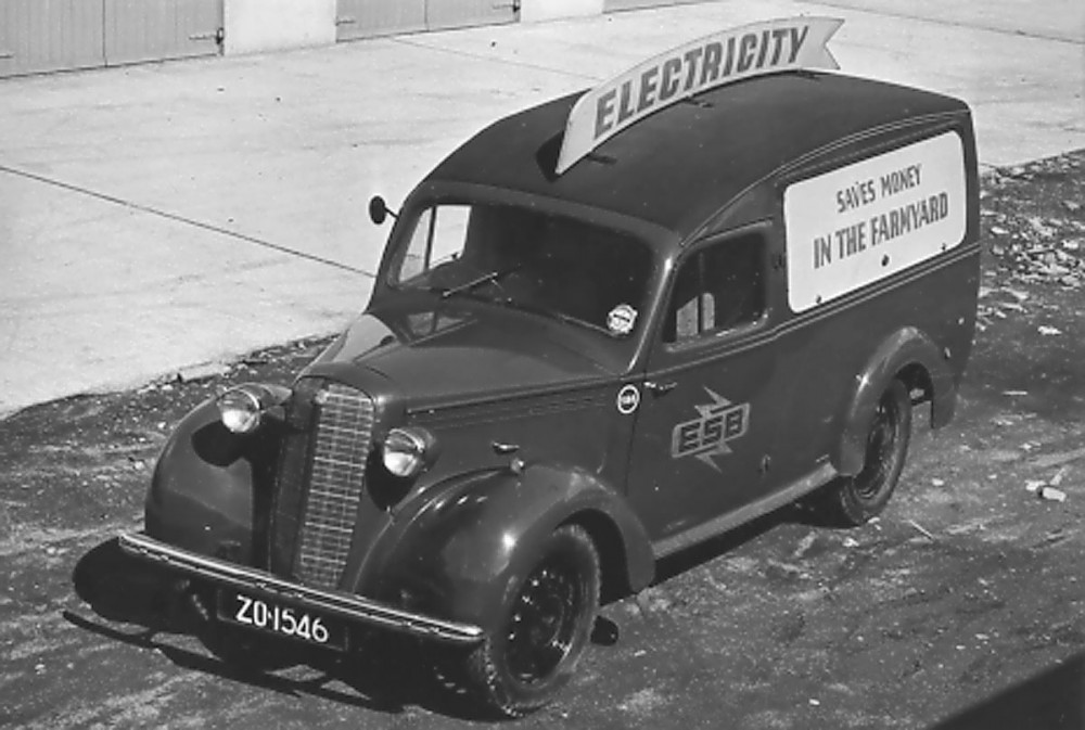 Bedford PA Van 1953, Registration ZO 1546